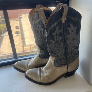 Vintage HH cowboy western boots
